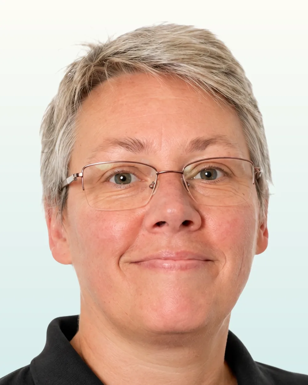 Angélique — Repasseuse, Kap Services